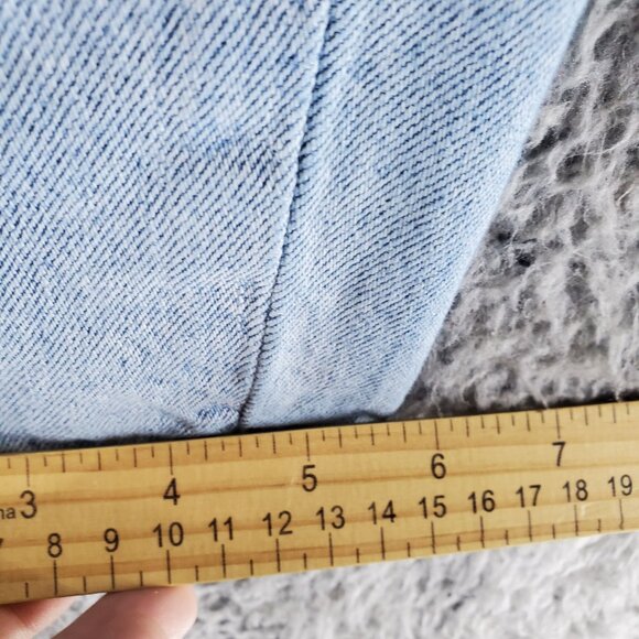 Levis Jeans Womens Size 24 Light Blue High Loose Taper Distressed Denim - Picture 11 of 15